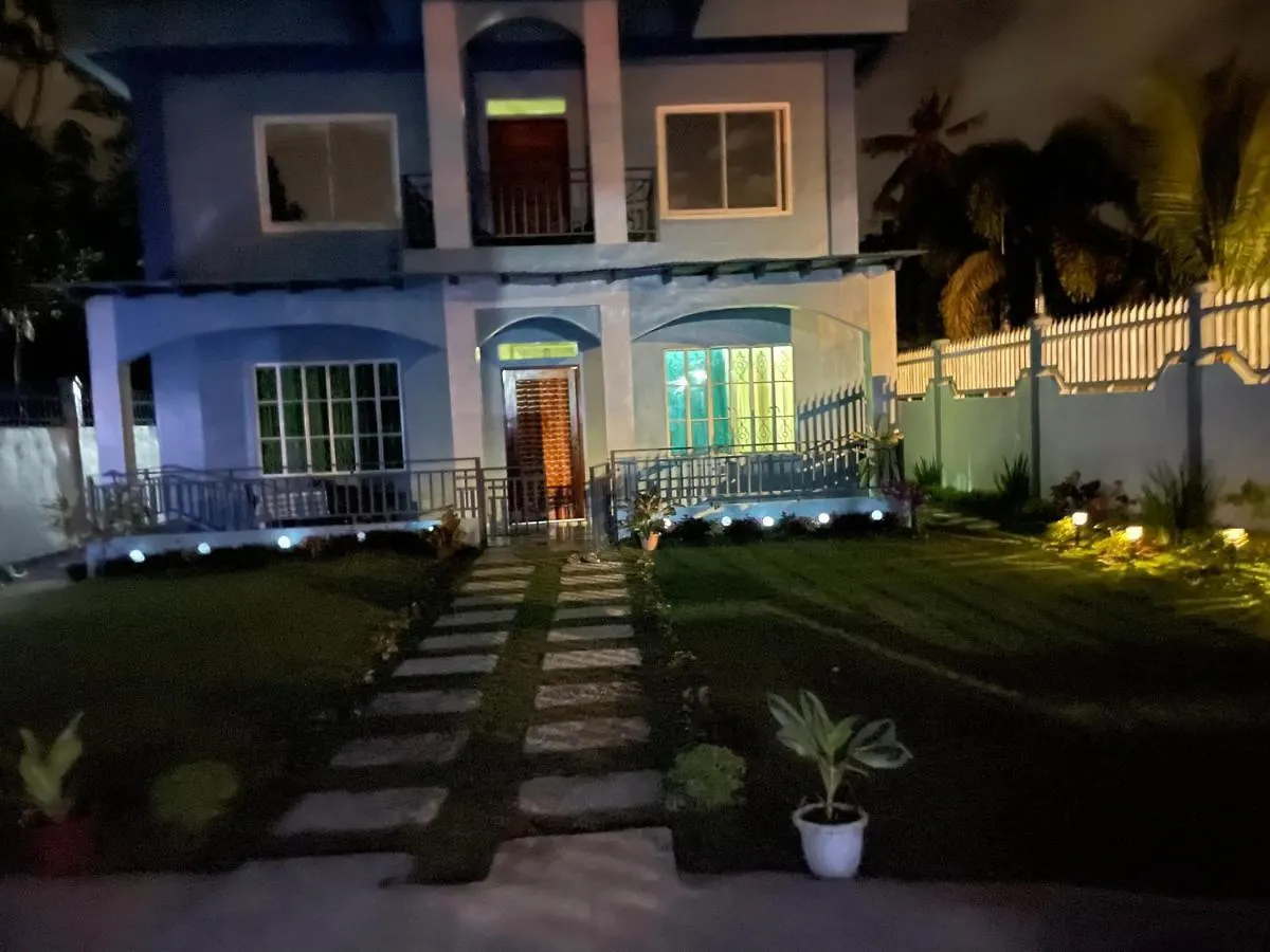 Villa Charming Apartelle With Swimming Pool -Exclusive Davao City